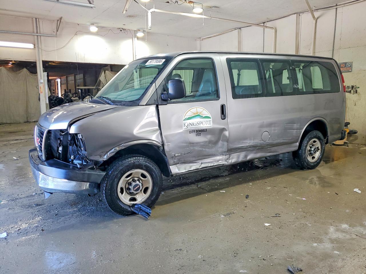 2006 GMC Savana VIN 1GKGG25V961272712 photo 1