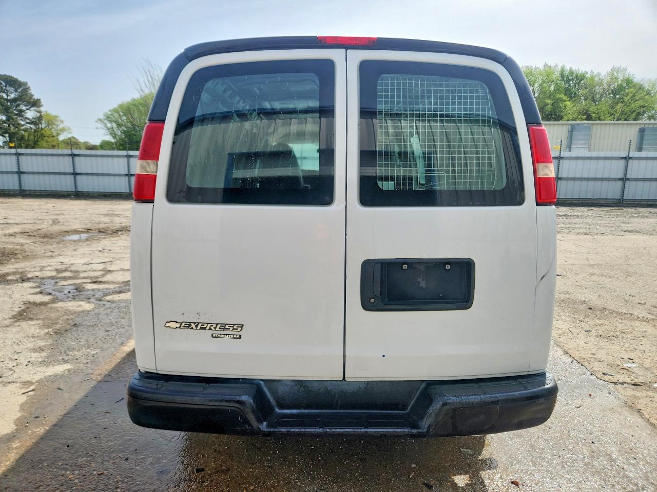 2015 CHEV Express VIN 1GCWGFFF8F1238928 photo 6