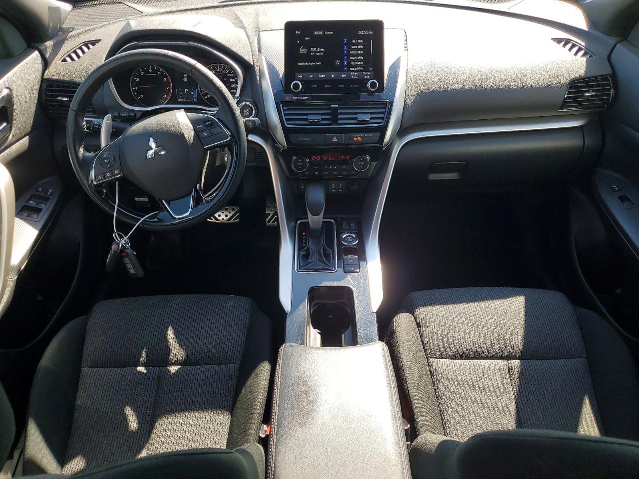 2023 Mitsubishi ECLIPSE VIN JA4ATVAA7PZ618125 photo 8