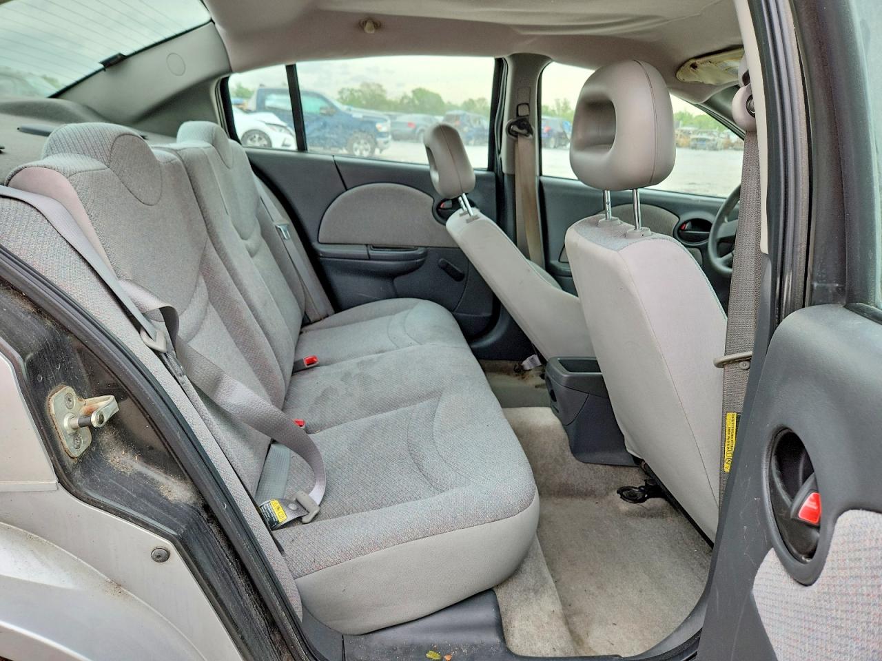 2005 Saturn Ion VIN 1G8AG52F25Z110608 photo 10