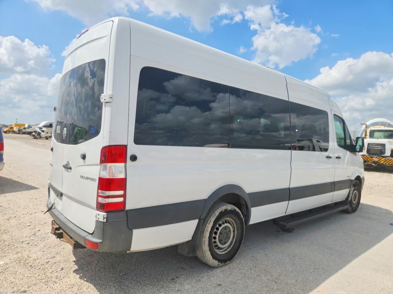 2014 FREIGHTLINER Sprinter VIN WCDPE8CC5E5869131 photo 3