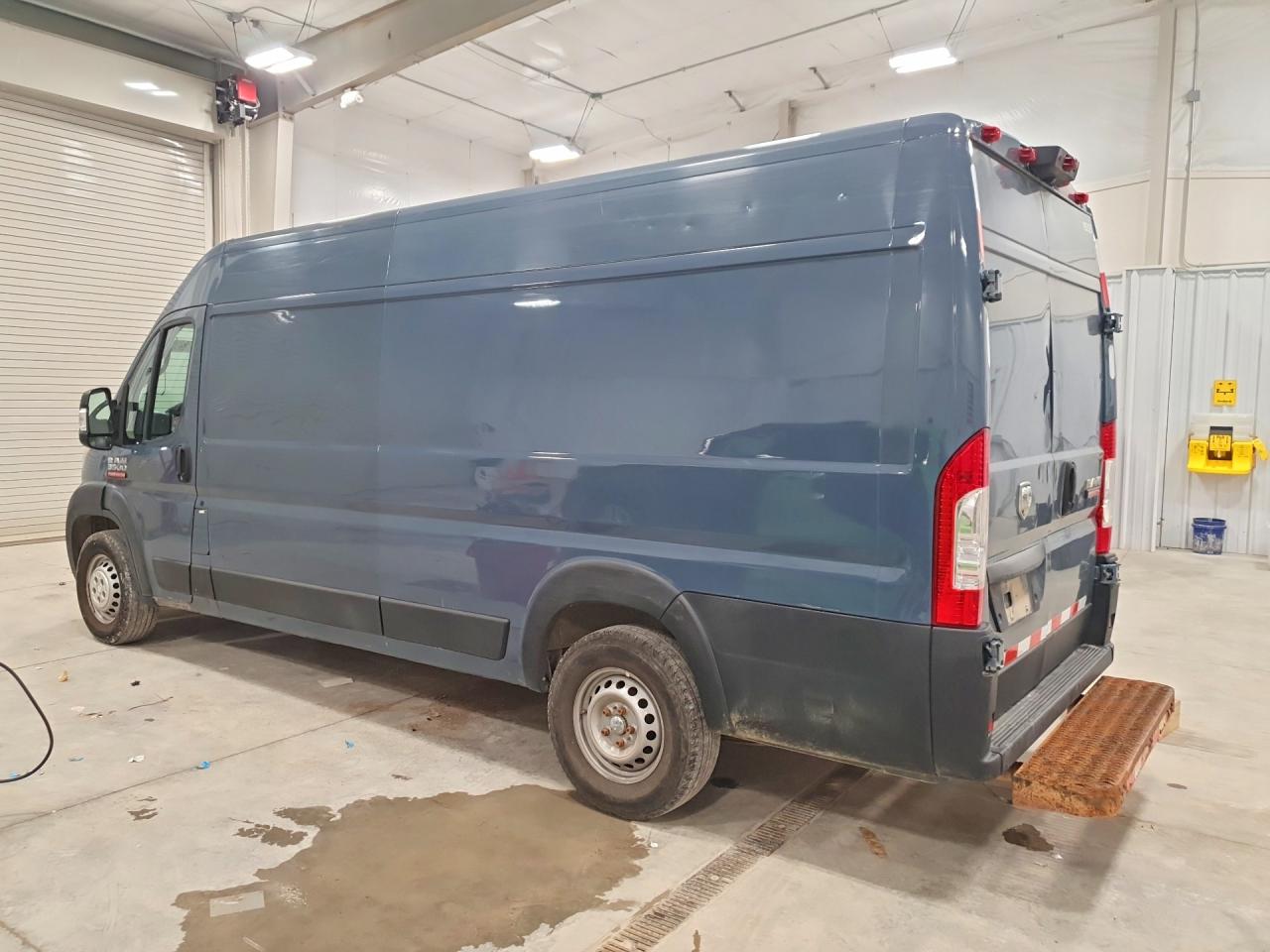 2020 Ram Promaster VIN 3C6URVJG5LE145053 photo 2
