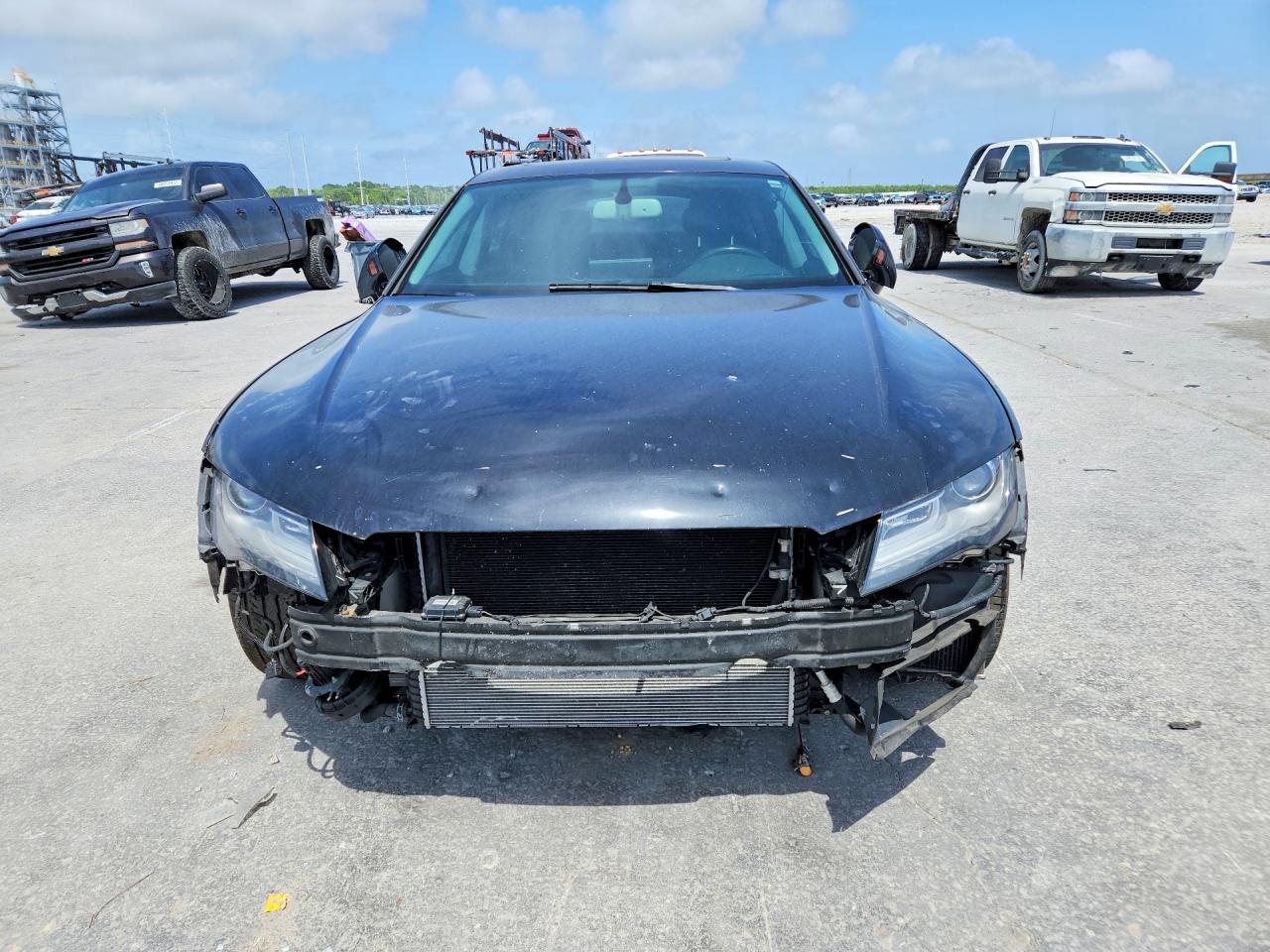 2012 Audi A7 VIN WAUSGAFC7CN006264 photo 5