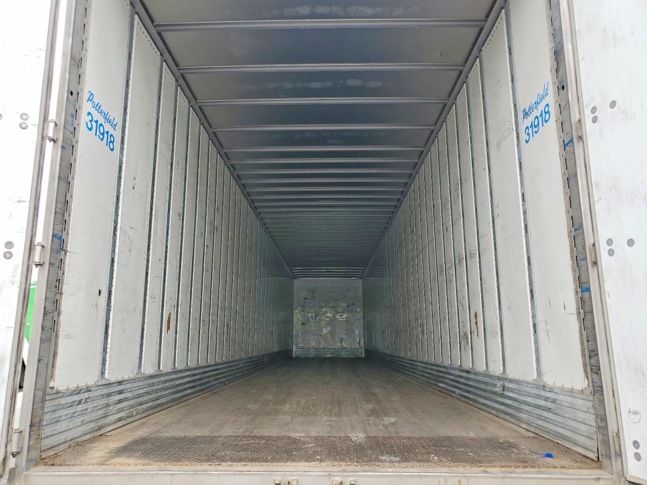 2019 UTILITY All models VIN 1UYVS2533K3665203 photo 6