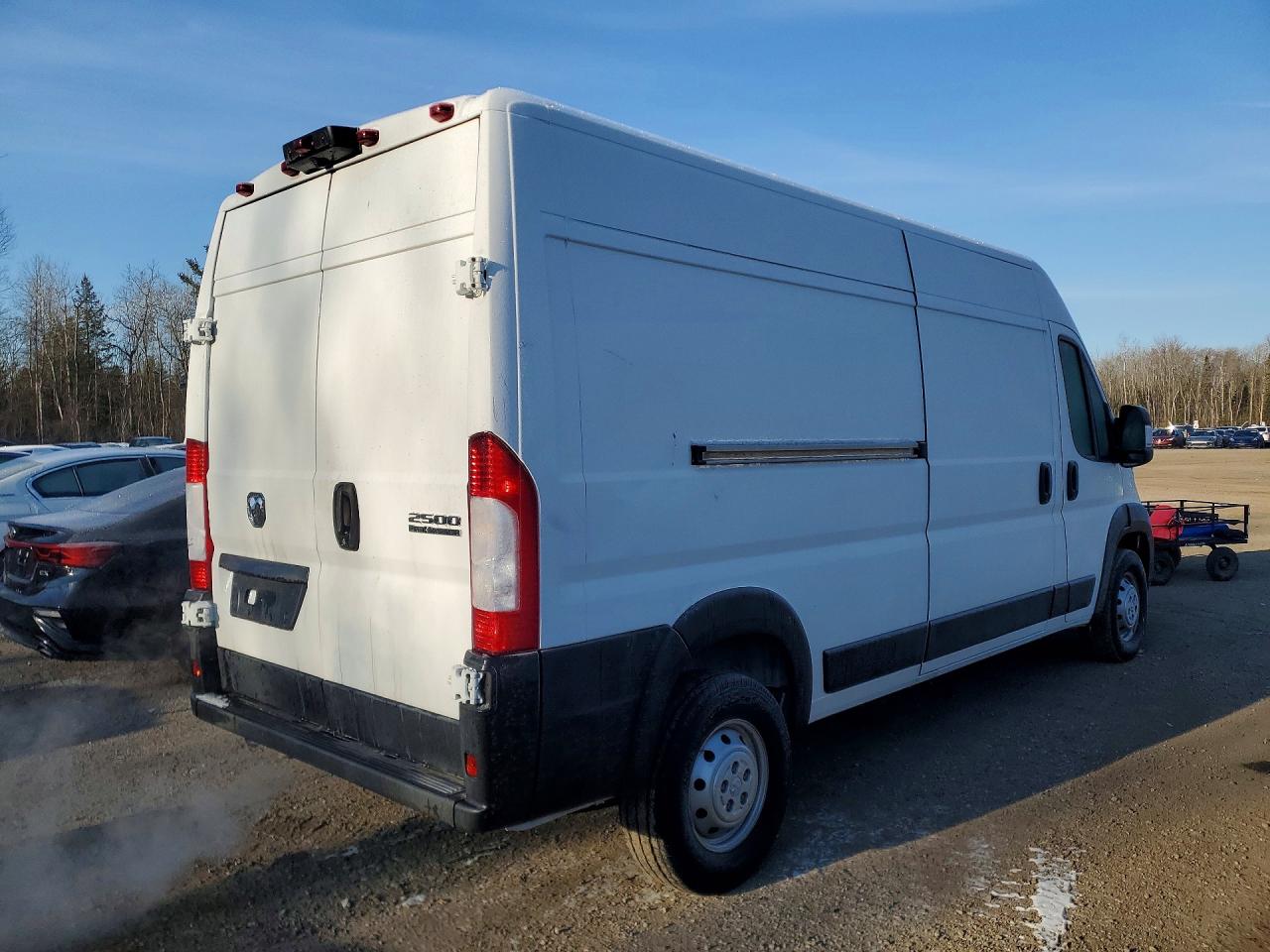 2023 RAM Promaster VIN 3C6LRVDG2PE533127 photo 3