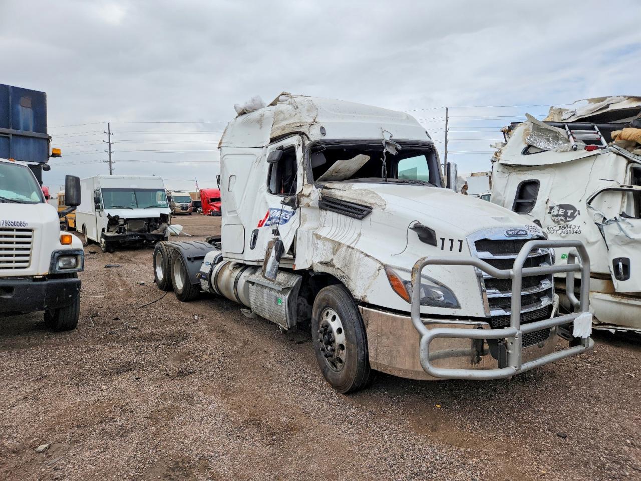 2022 FREIGHTLINER All other VIN 3AKJHHDV7NSNC5704 photo 1