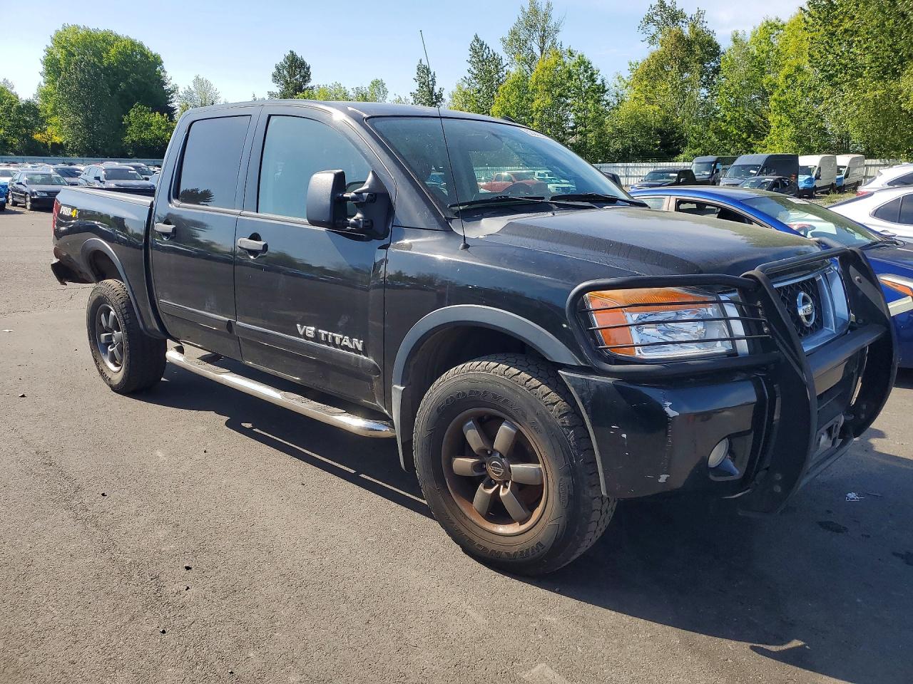 2015 Nissan TITAN VIN 1N6AA0EC2FN500819 photo 4