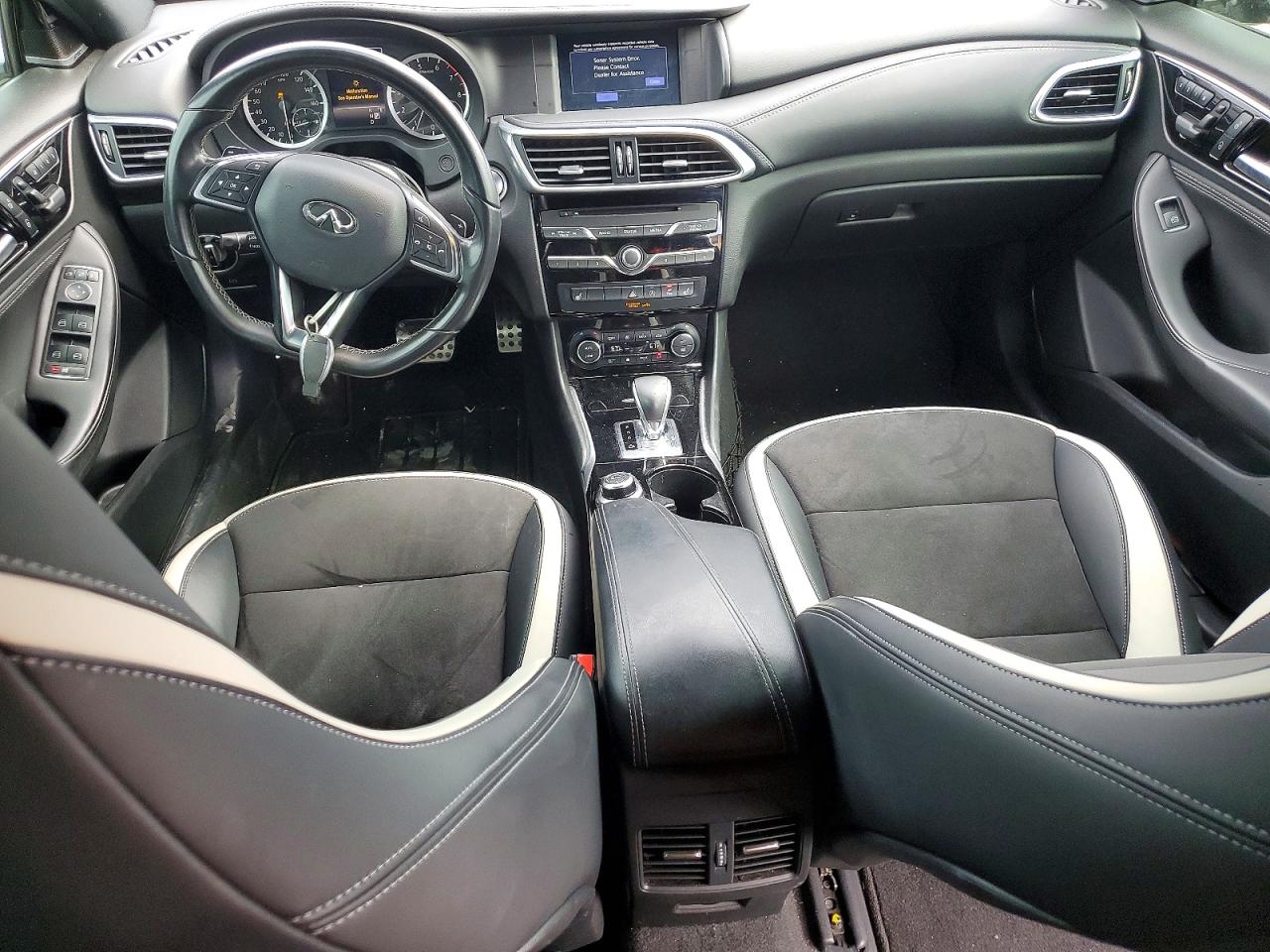 2019 Infiniti Qx30 sport VIN SJKCH5CP1KA011093 photo 8