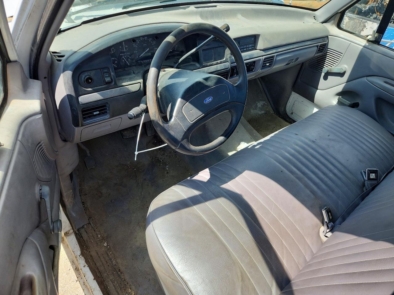 1994 Ford F350 VIN 1FDLF47M1REA39123 photo 8