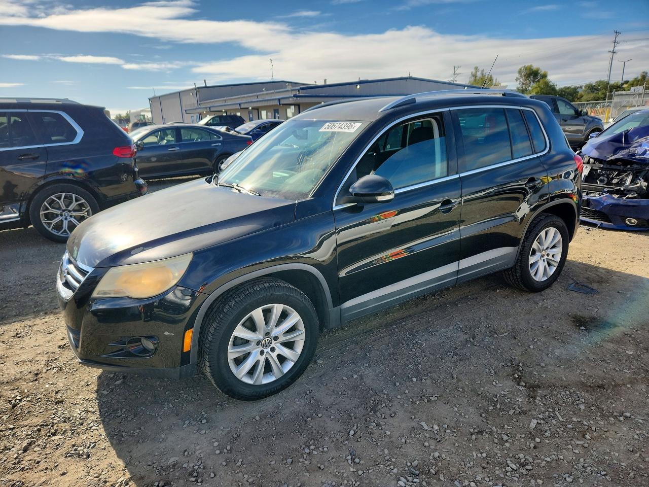 2009 VOLKSWAGEN Tiguan VIN WVGAV75N39W062680 photo 1