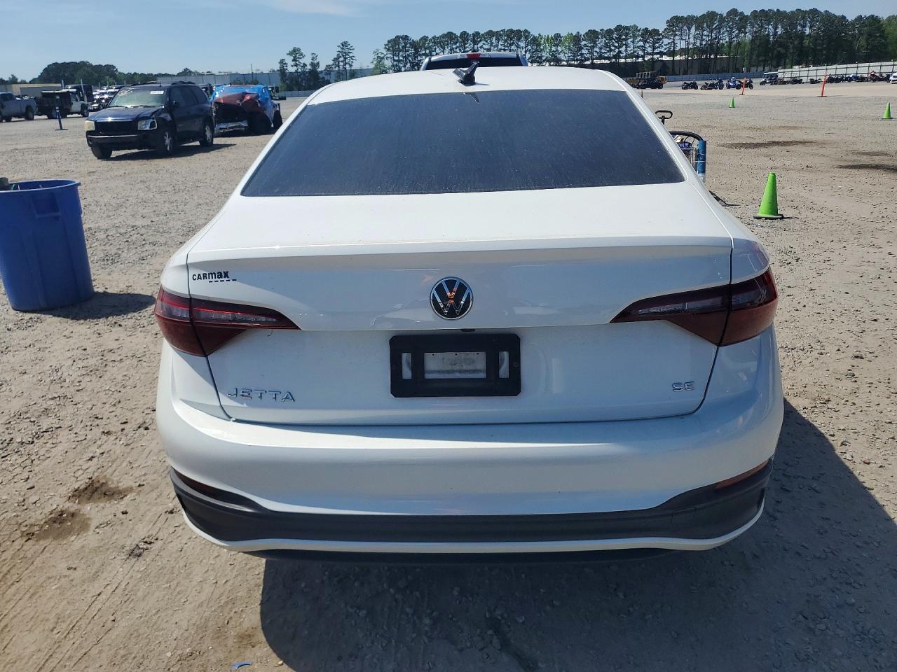 2022 Volkswagen Jetta VIN 3VW7M7BU8NM033390 photo 6