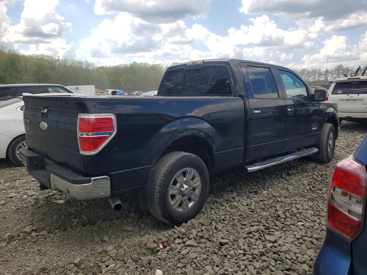 2011 Ford F150 VIN 1FTFW1ET1BKE12842 photo 3