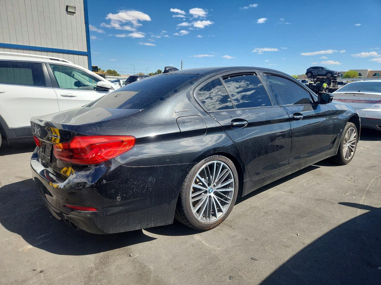 2018 BMW 5 series VIN WBAJA9C53JB033221 photo 3