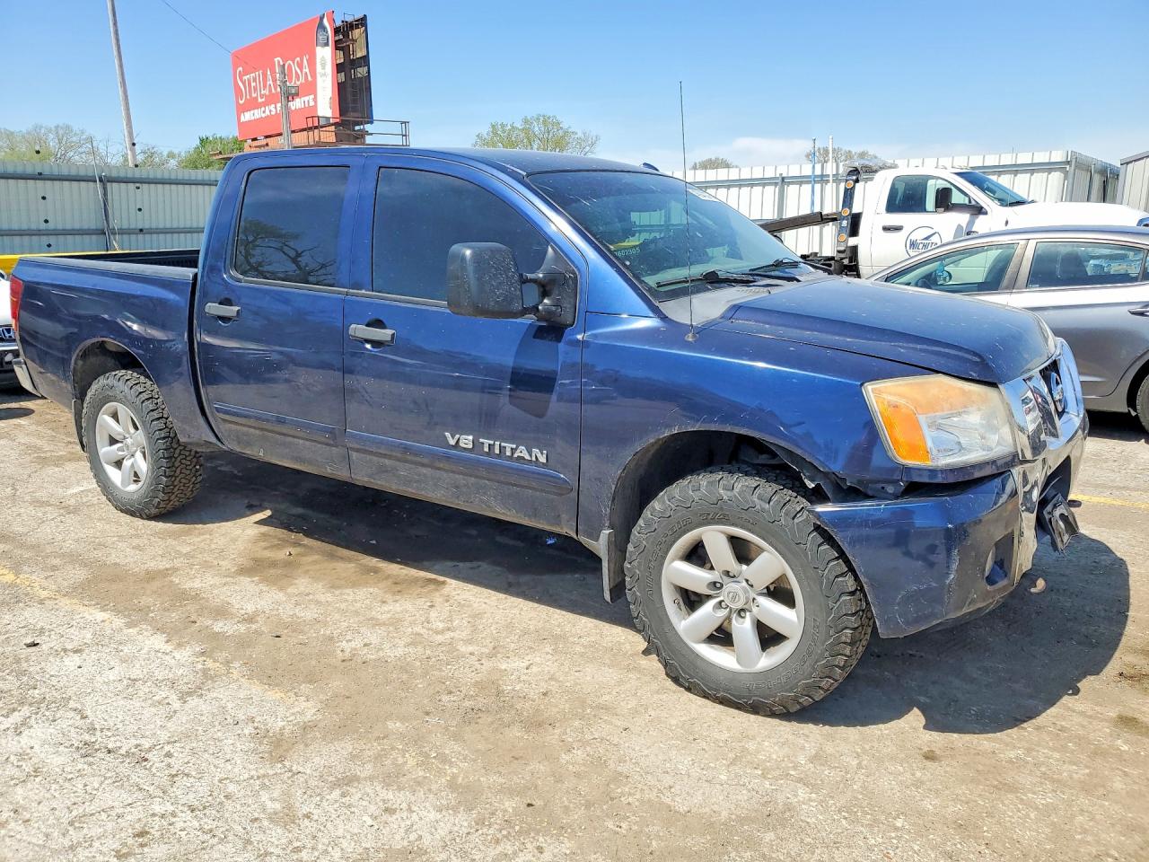 2010 Nissan TITAN VIN 1N6BA0ECXAN309260 photo 4