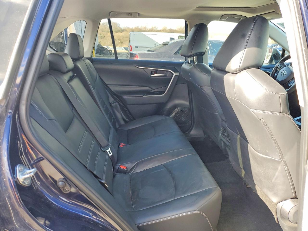 2019 Toyota Rav4 VIN 2T3A1RFV6KW045600 photo 11