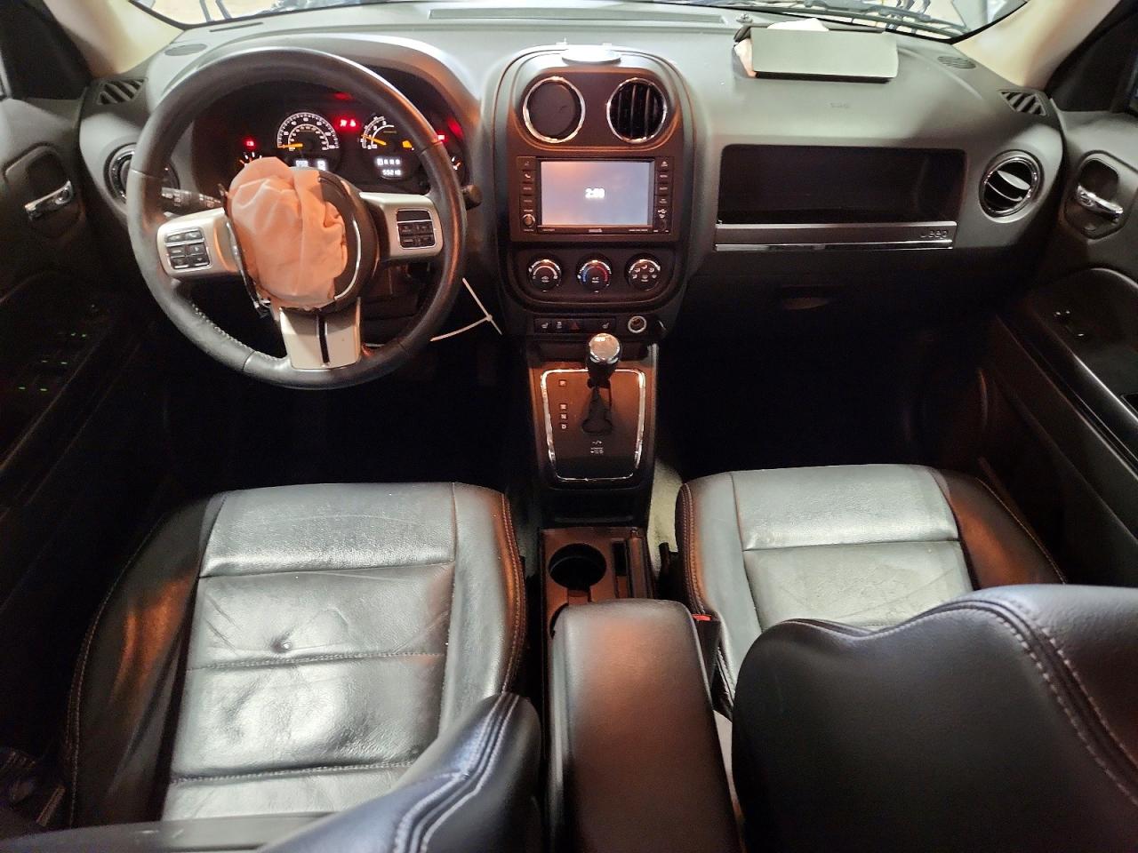 2016 Jeep Patriot VIN 1C4NJRFB3GD586101 photo 8