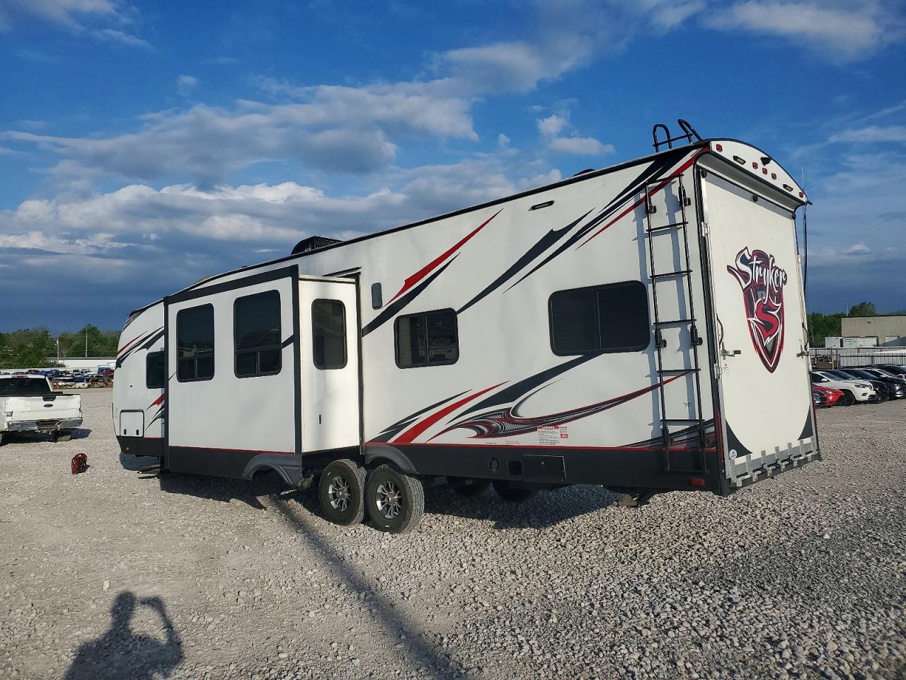 2017 CRUISER Stryker VIN 5RXGB3720H2330221 photo 3