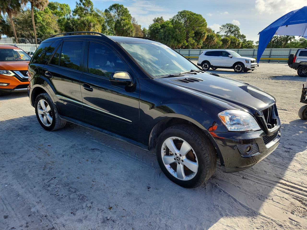 2009 Mercedes-Benz M-class VIN 4JGBB86E29A477066 photo 4