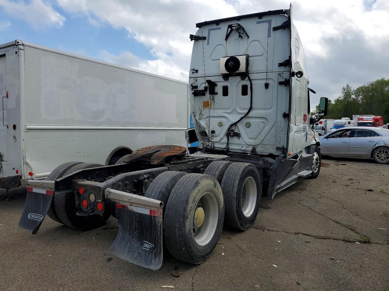 2016 FREIGHTLINER All other VIN 3AKJGLBGXGSGX2717 photo 4