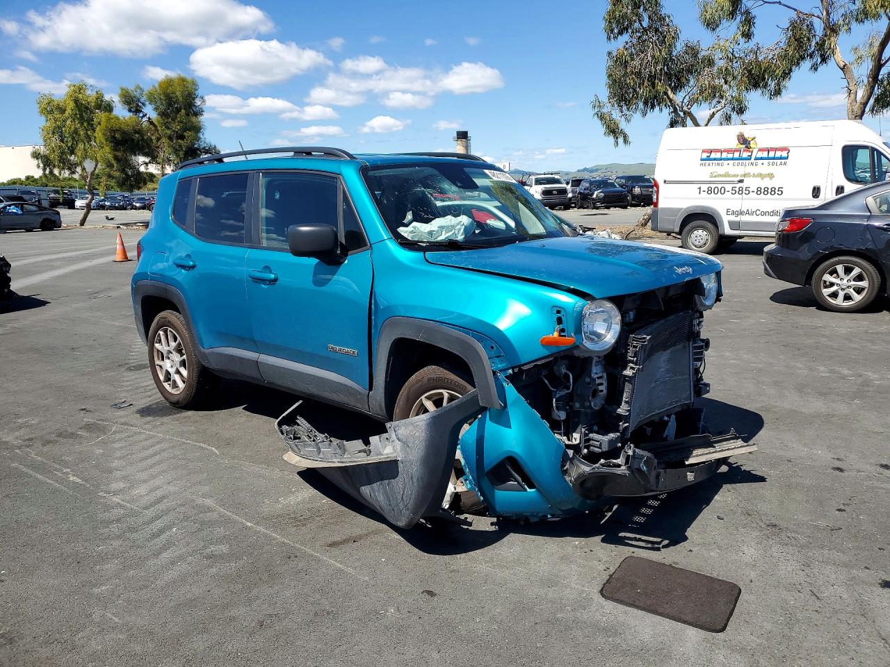2022 Jeep Renegade VIN ZACNJDB13NPN98065 photo 4