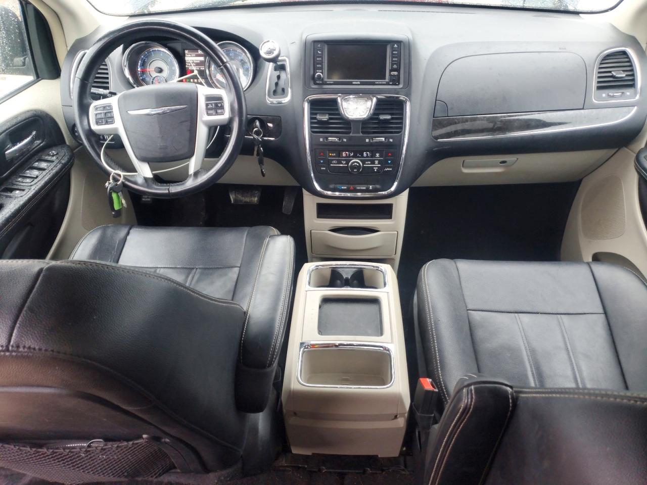 2014 Chrysler Minivan VIN 2C4RC1BG2ER435744 photo 8