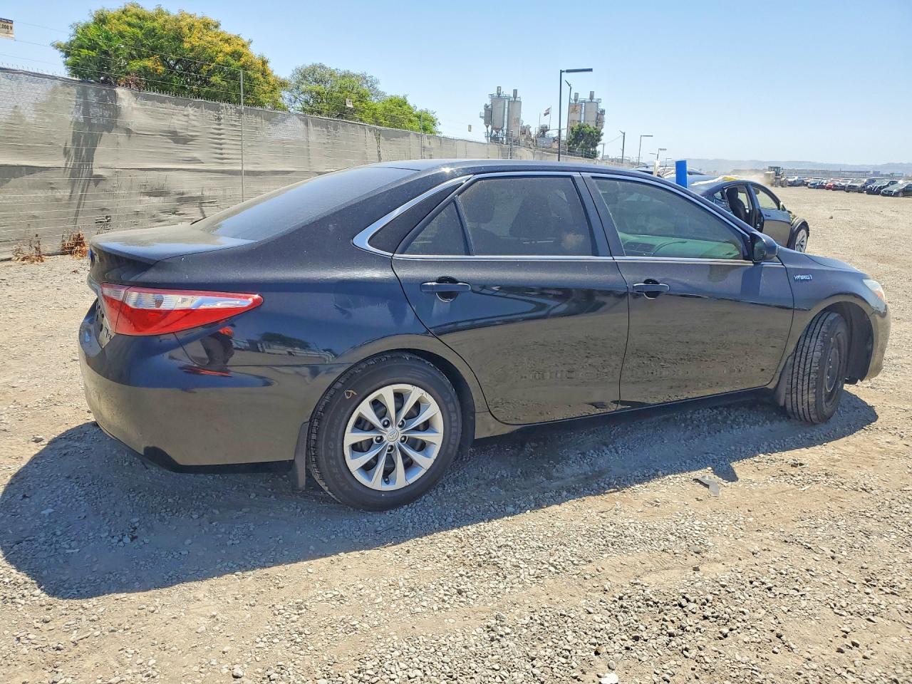 2015 Toyota Camry sola VIN 4T1BD1FK5FU175689 photo 3