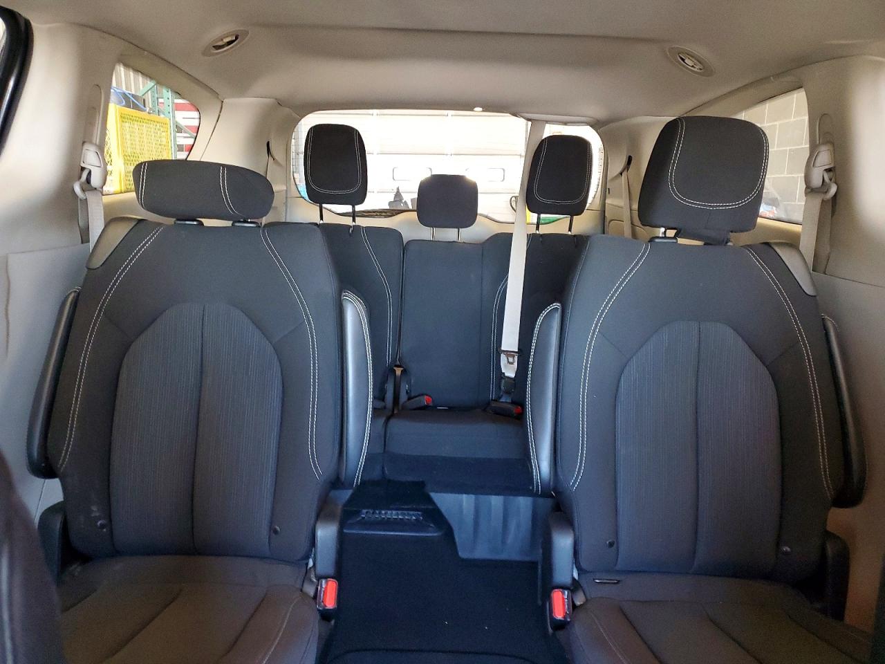 2023 CHRYSLER Minivan VIN 2C4RC1CG4PR534597 photo 10
