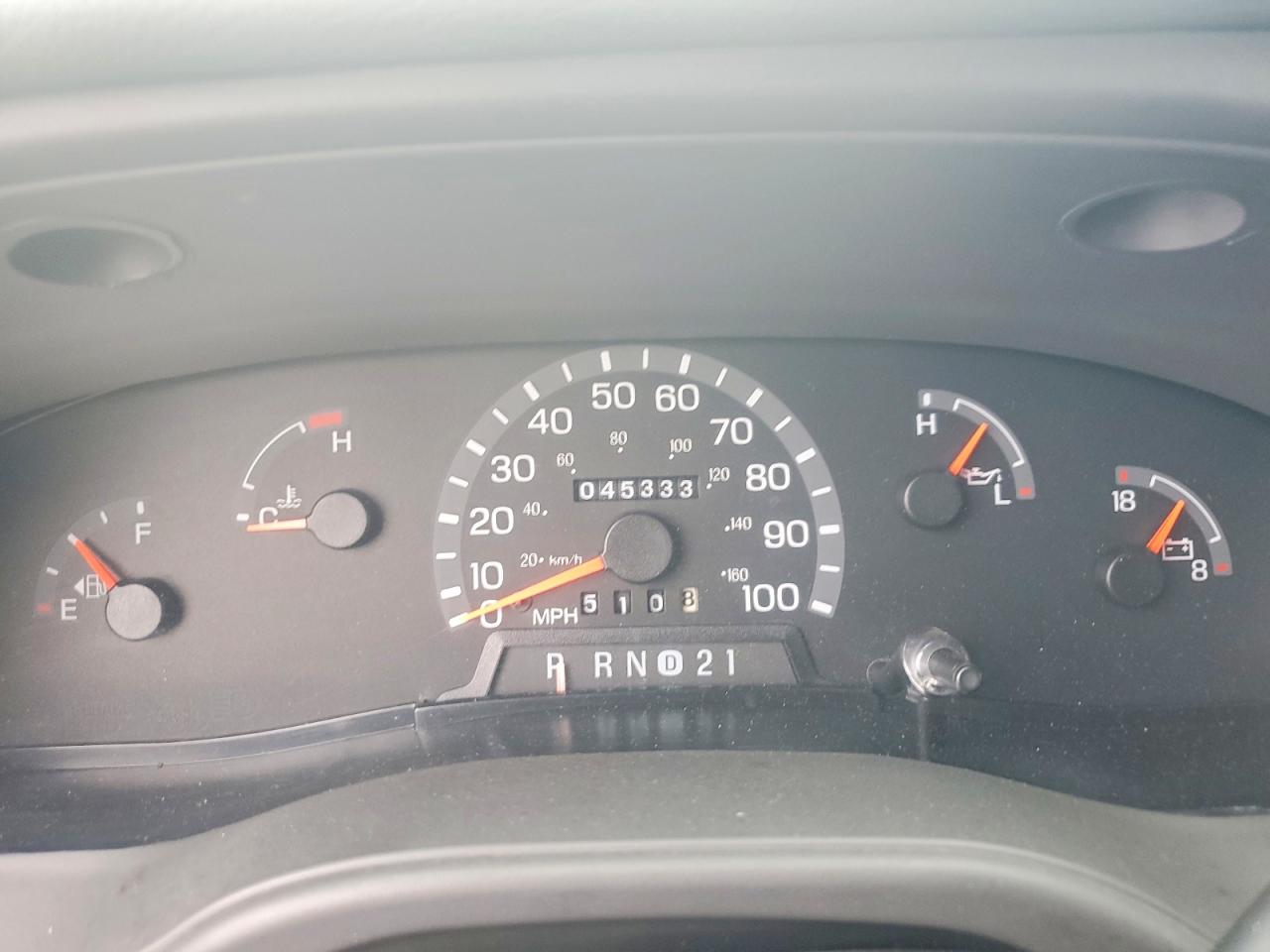 2003 Ford Econoline VIN 1FBSS31L83HA43878 photo 9