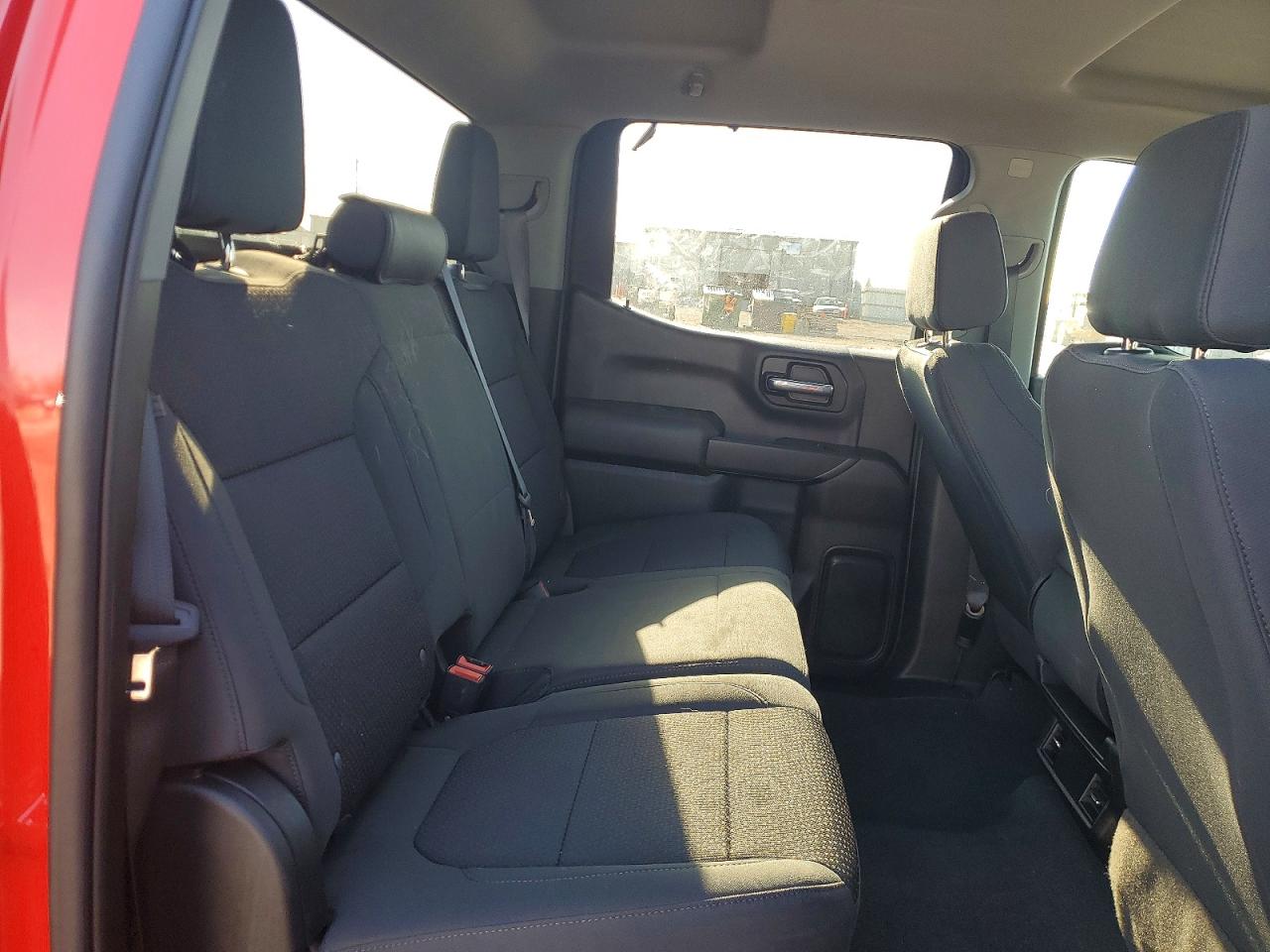 2021 Chevrolet All models VIN 1GCPYCEF7MZ326854 photo 10