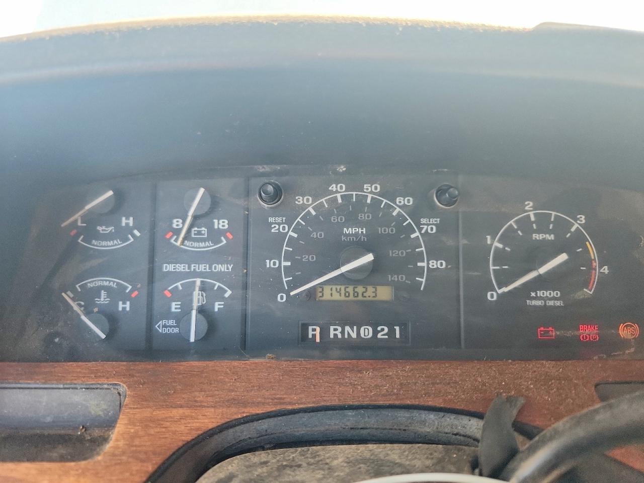 1997 Ford F350 VIN 1FTJW35F1VEC92141 photo 9