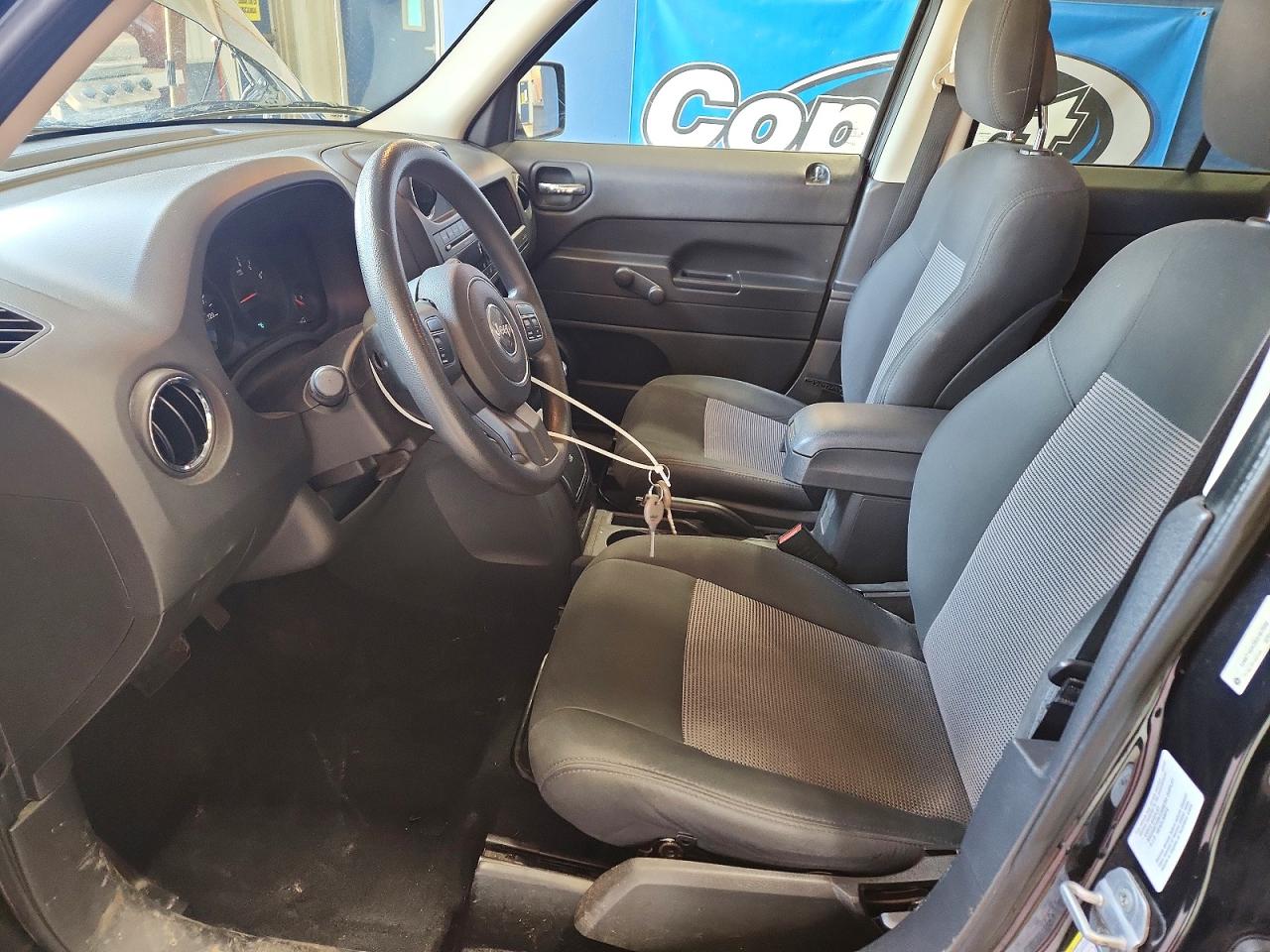 2011 Jeep Patriot VIN 1J4NT1GA2BD107686 photo 7