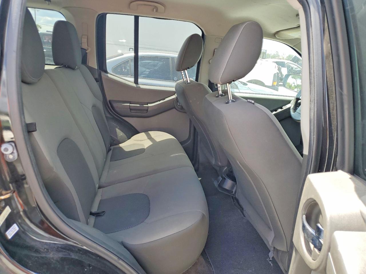2015 Nissan Xterra VIN 5N1AN0NU0FN659950 photo 11
