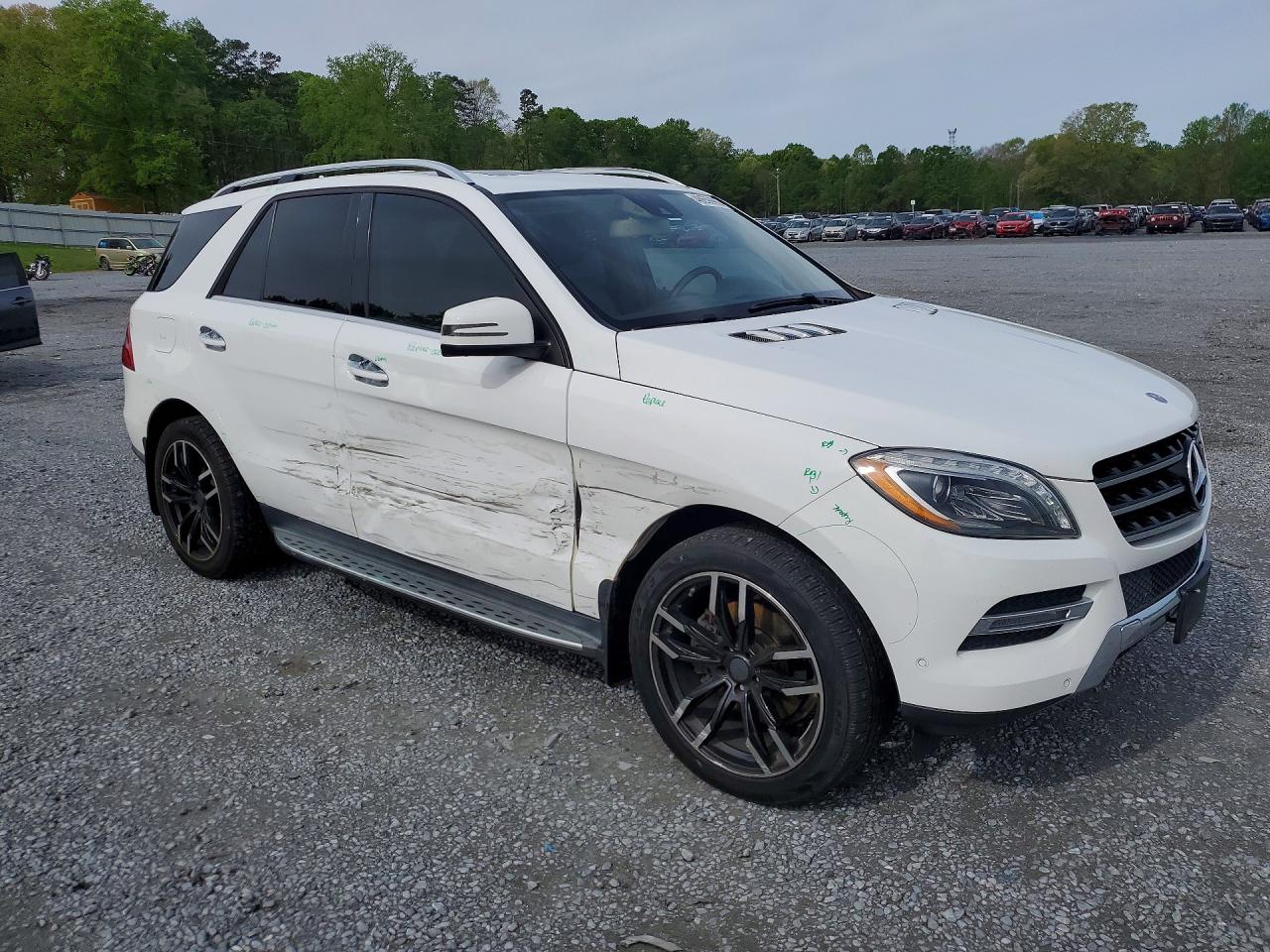 2015 Mercedes-Benz M-class VIN 4JGDA5HB4FA534134 photo 4