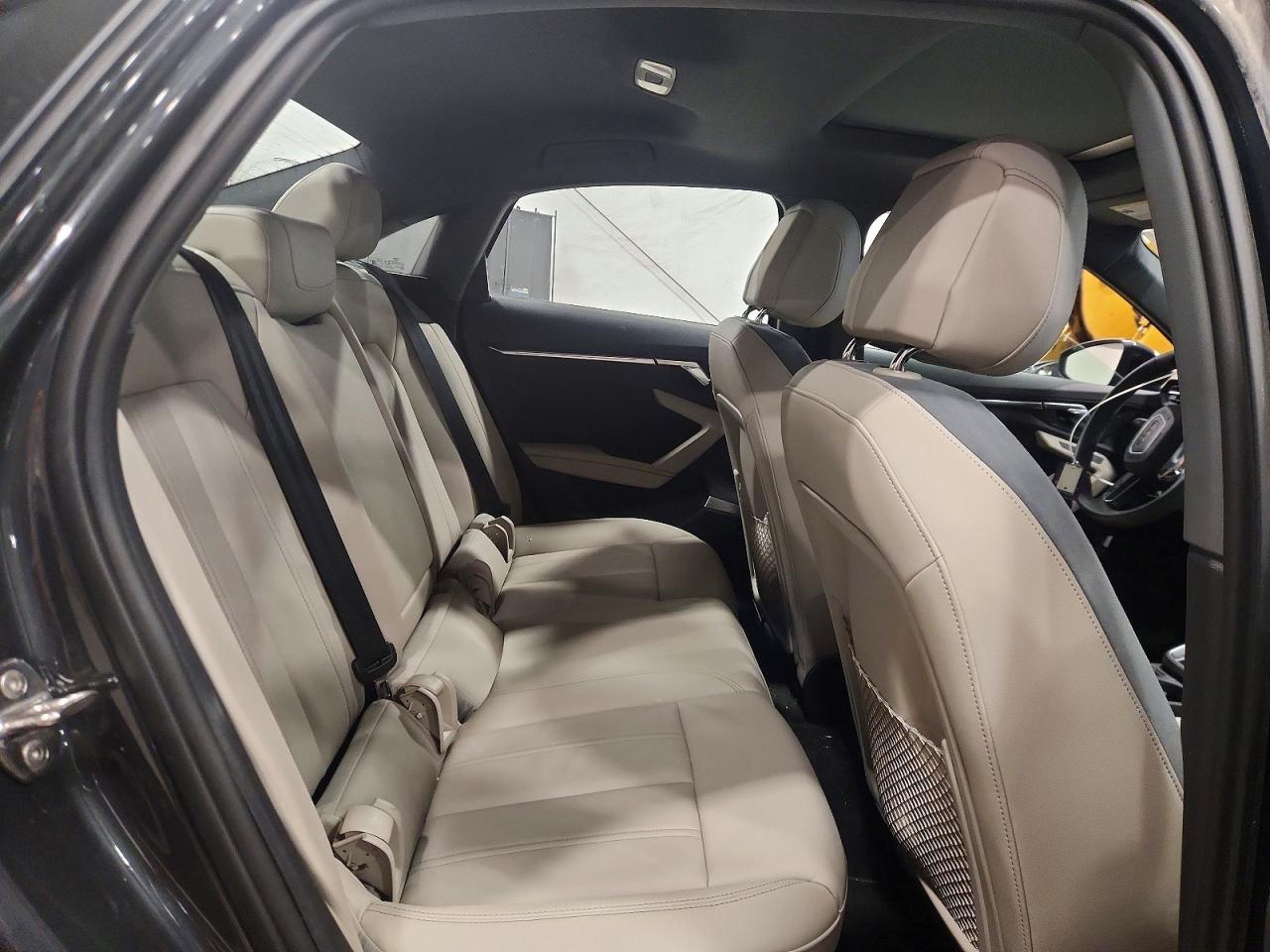 2023 Audi A3 VIN WAUHUDGY2PA068652 photo 10