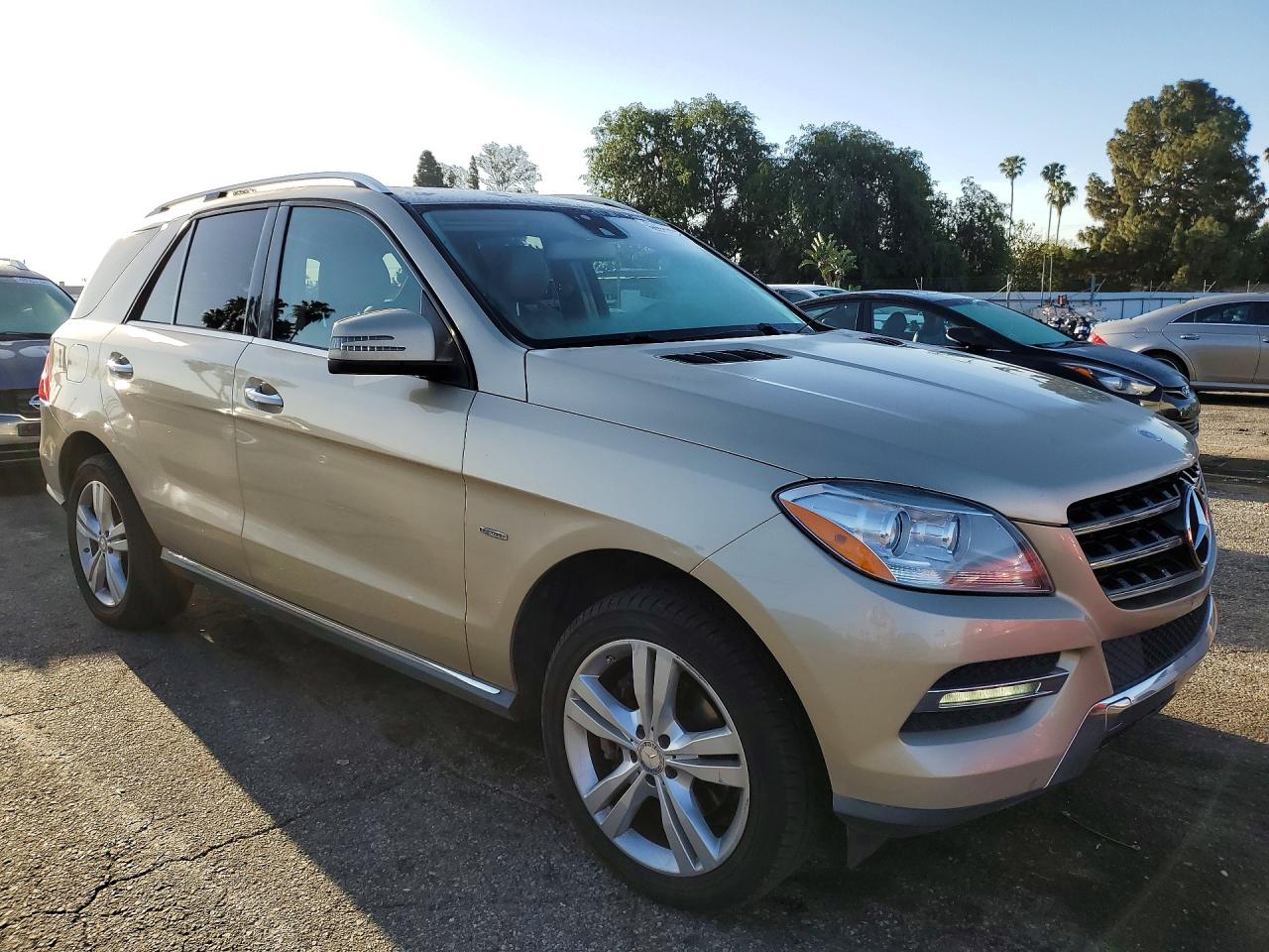 2012 Mercedes-Benz M-class VIN 4JGDA2EBXCA073472 photo 4