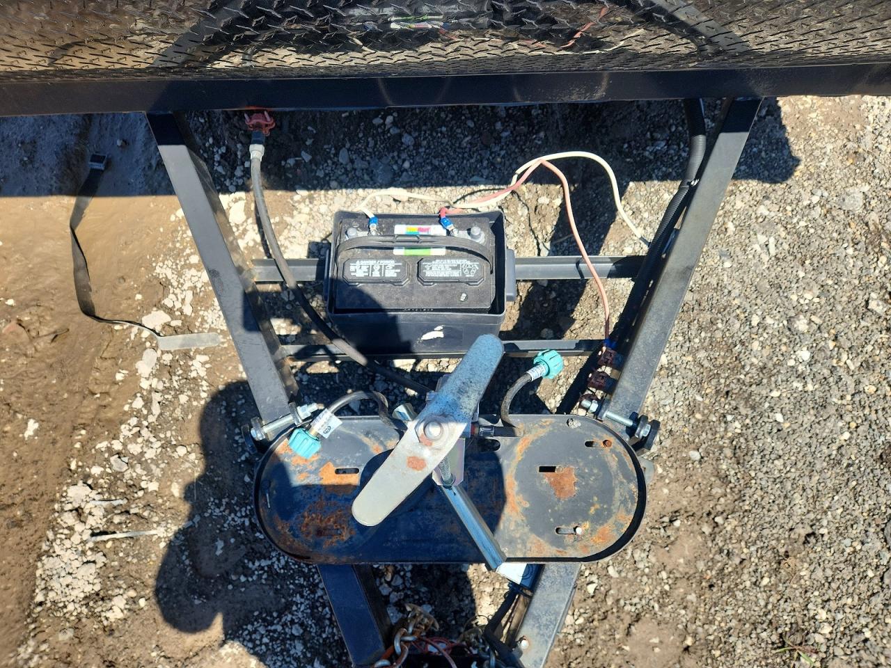 2019 HEARTLAND Trailer VIN 5SFEB3421KE392910 photo 8