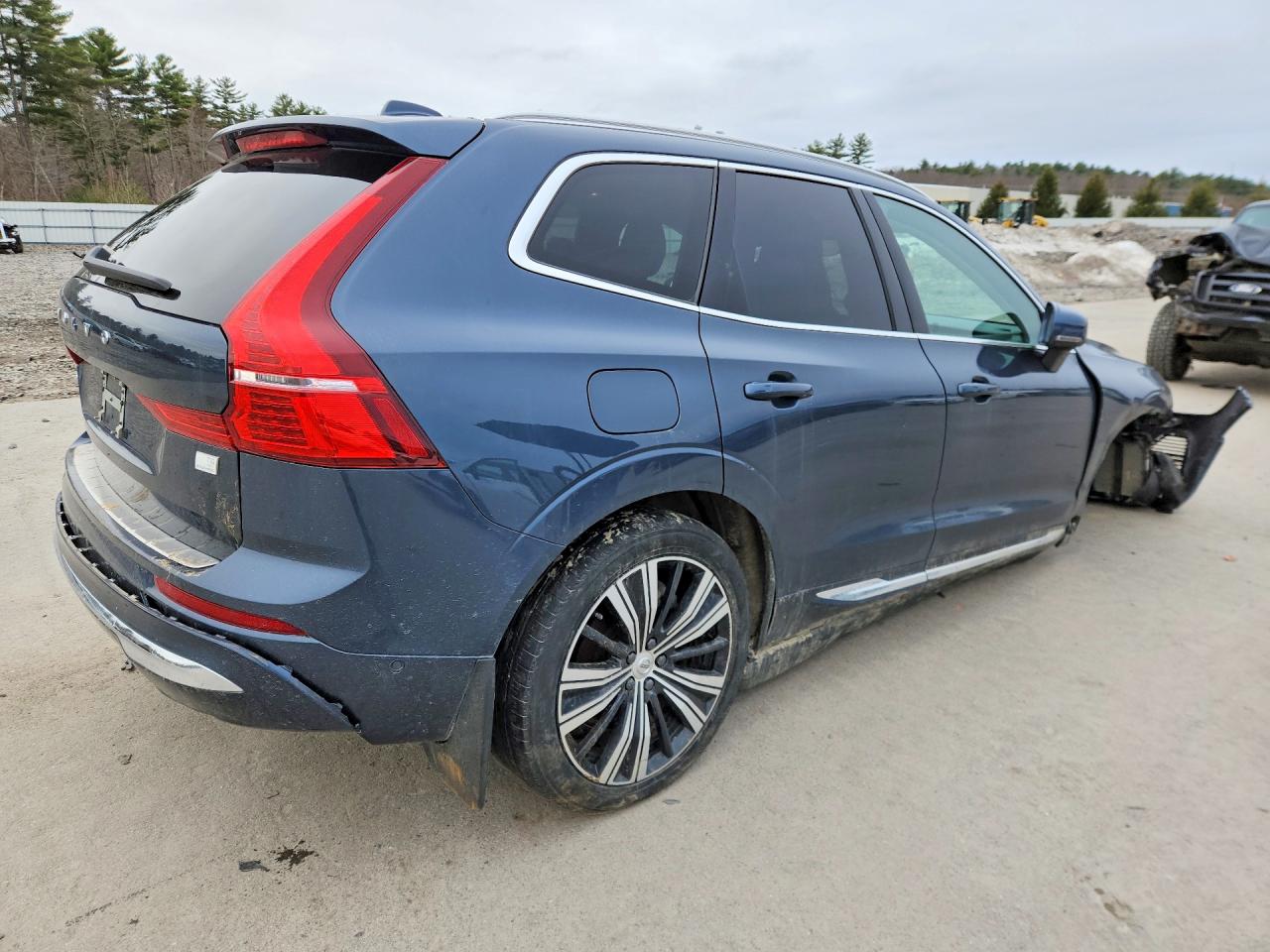 2022 Volvo Xc60 t8 re VIN YV4H60DL6N1047103 photo 3