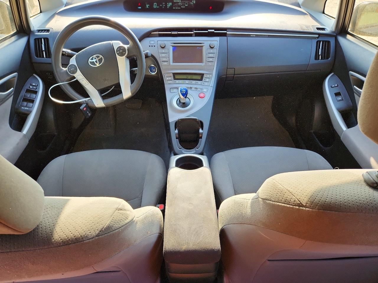 2015 Toyota Prius VIN JTDKN3DU0F0438695 photo 8