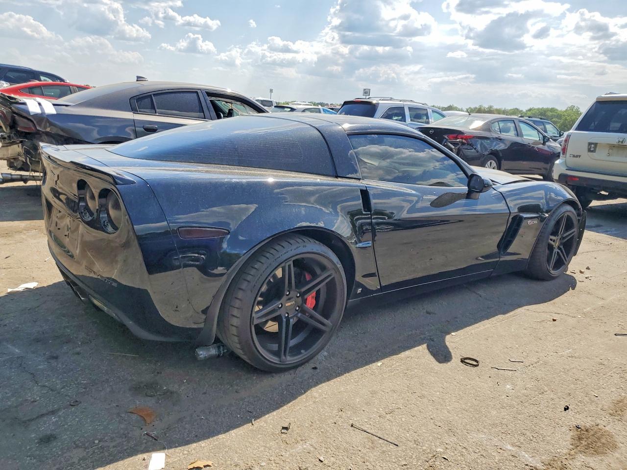 2008 CHEVROLET Corvette VIN 1G1YY26E585126470 photo 3