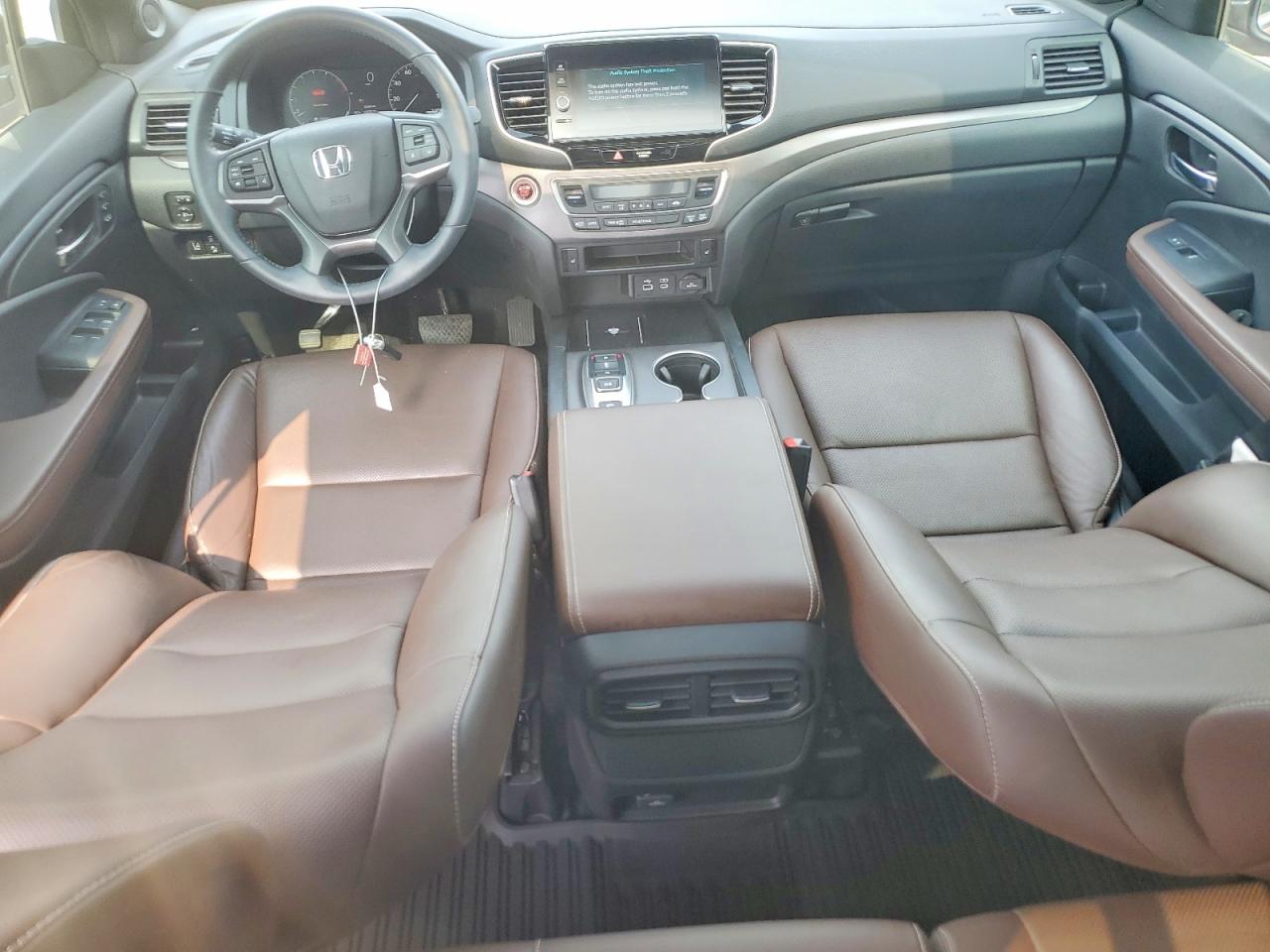 2025 Honda Ridgeline VIN 5FPYK3F57SB018668 photo 8