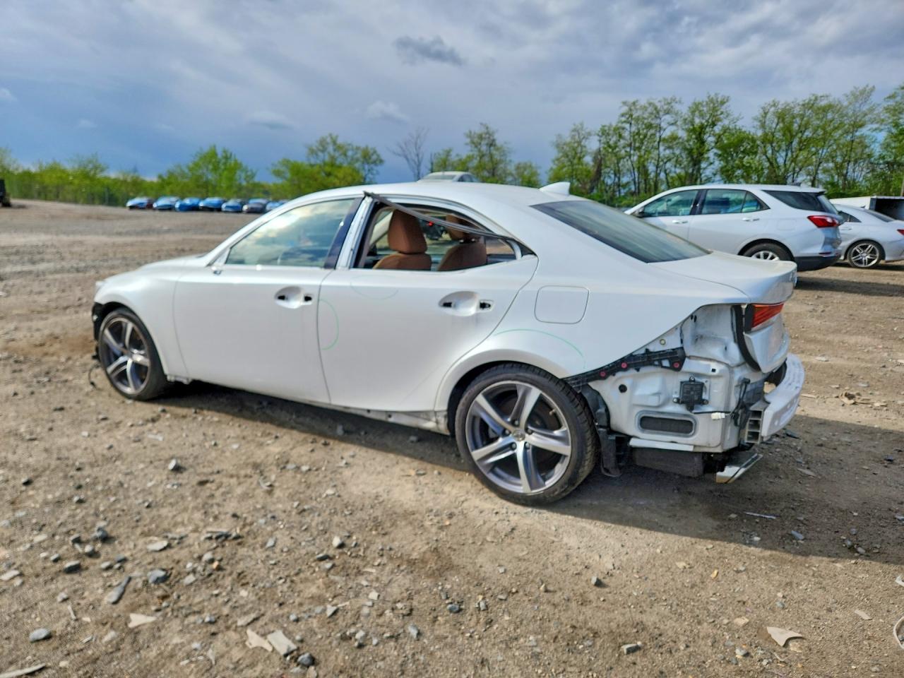 2017 Lexus Is VIN JTHCM1D22H5025711 photo 2