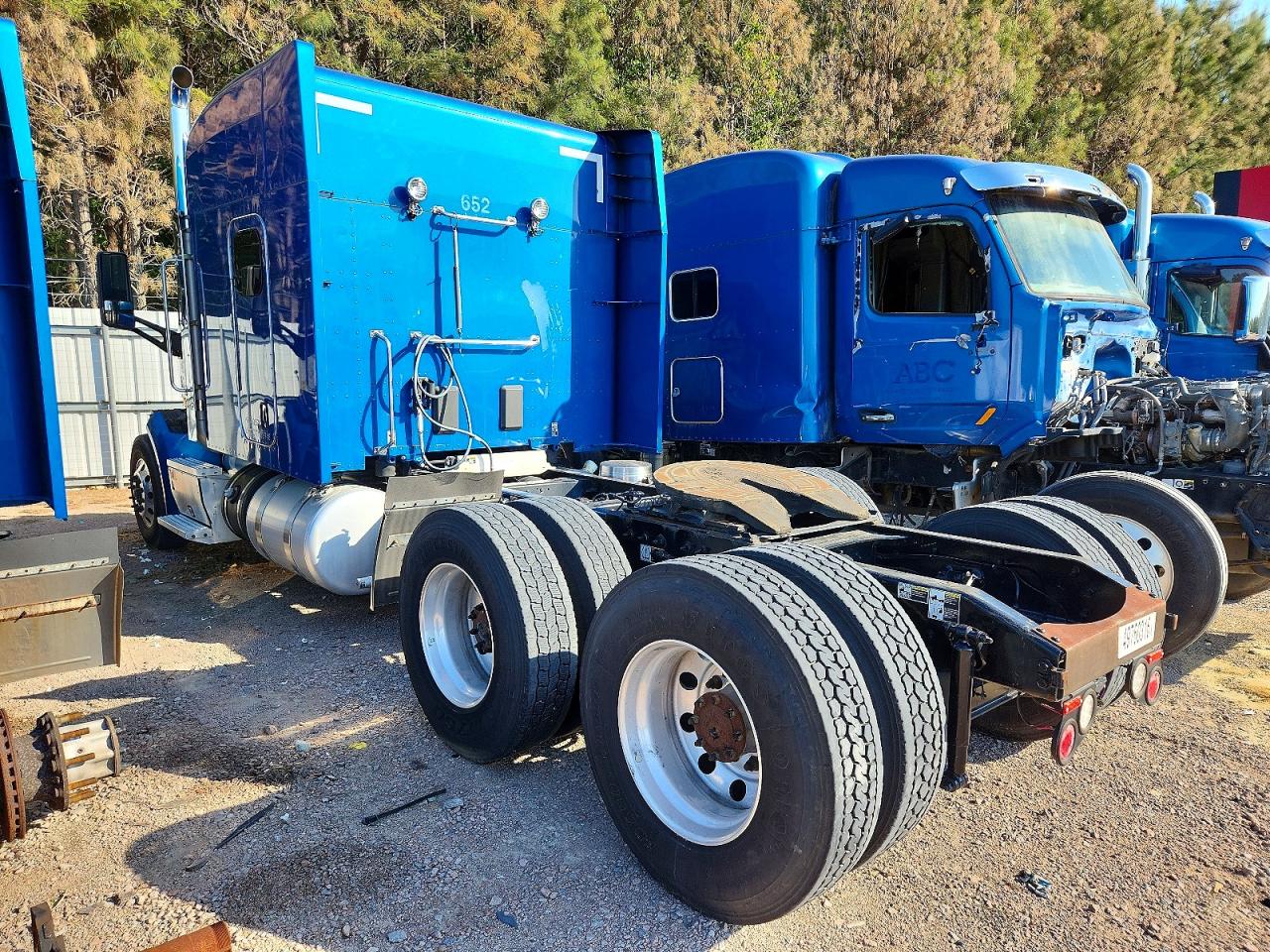 2021 PETERBILT All other VIN 1XPBDP9X7MD718132 photo 3