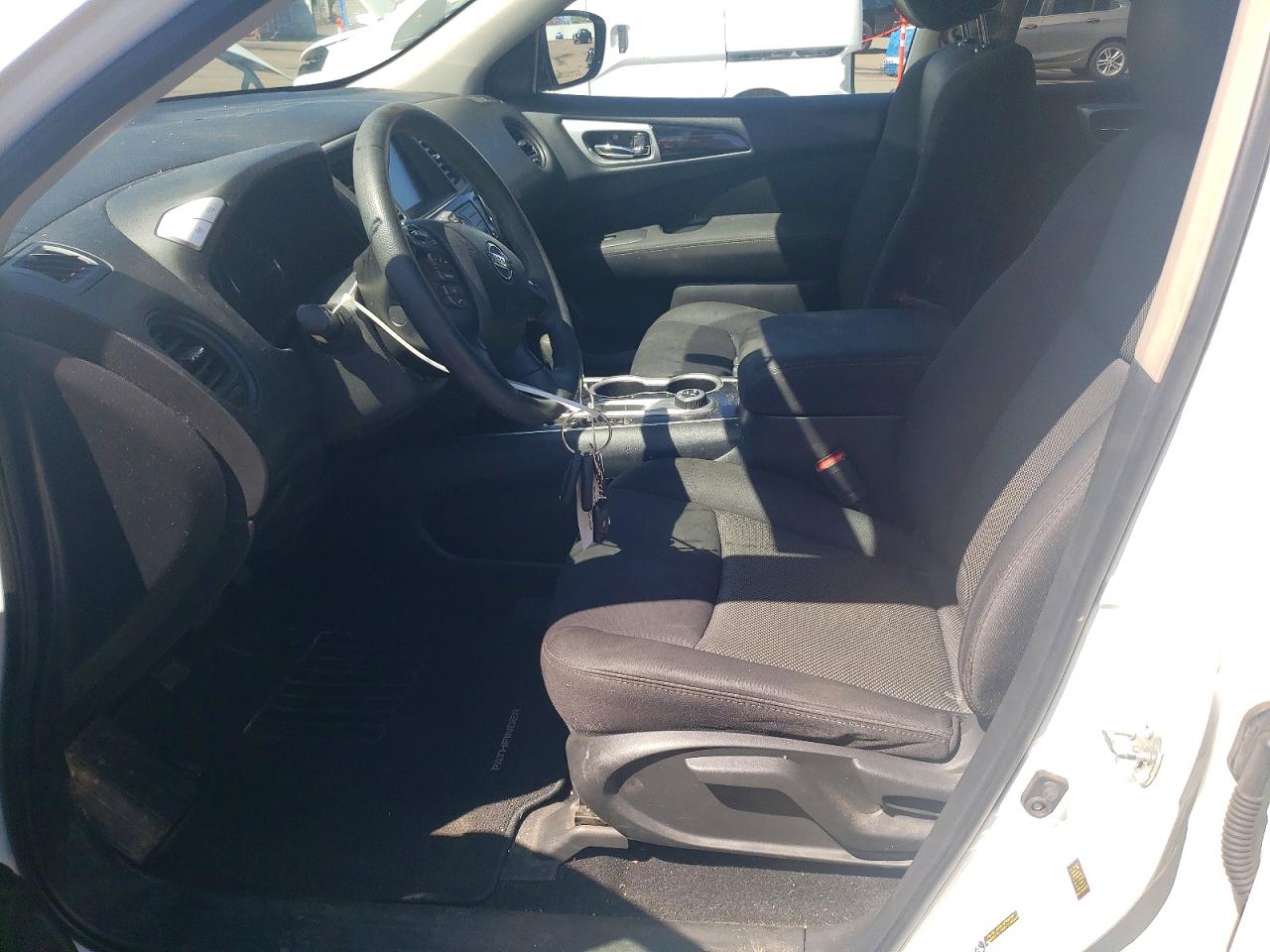 2017 NISS Pathfinder VIN 5N1DR2MM4HC682886 photo 7