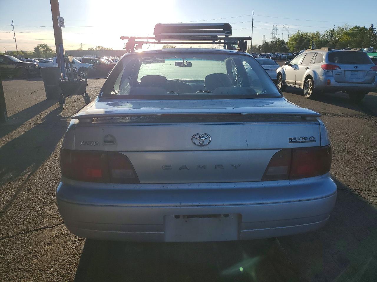 1996 TOYOTA Camry VIN JT2BG12K9T0385631 photo 6