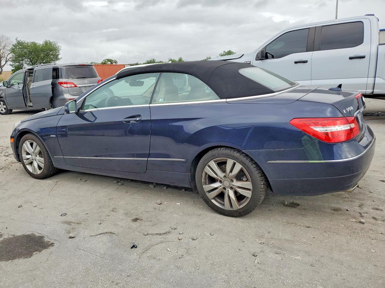 2012 Mercedes-Benz E-class VIN WDDKK5KF1CF162261 photo 2