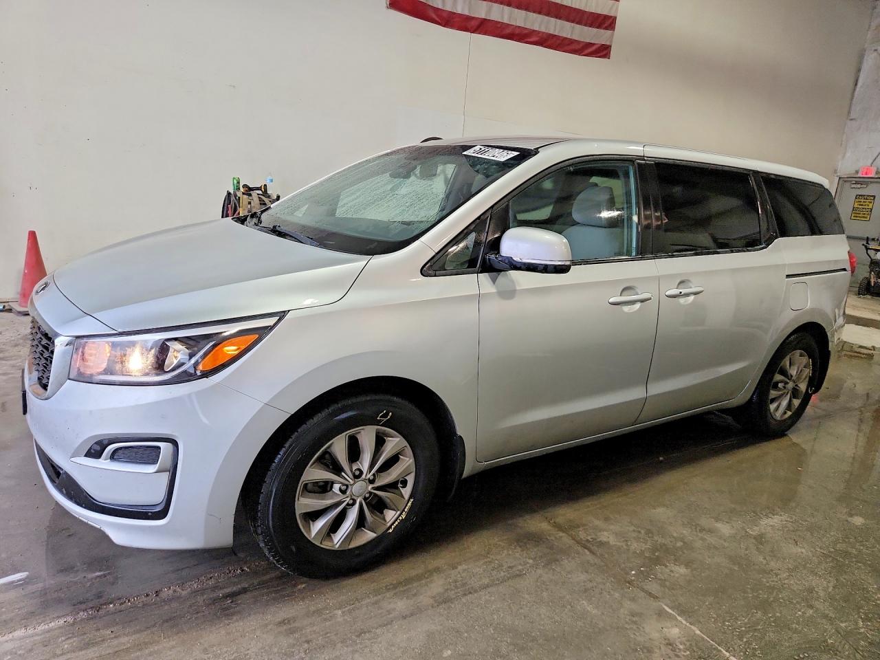 2019 Kia SEDONA VIN KNDMB5C11K6548599 photo 1
