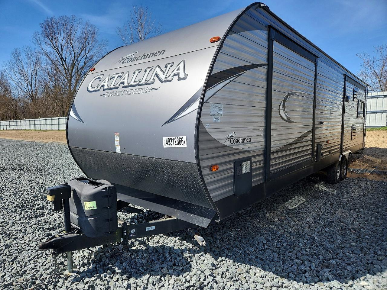 2018 COACHMEN Catalina s VIN 5ZT2CAYB5JT011215 photo 2