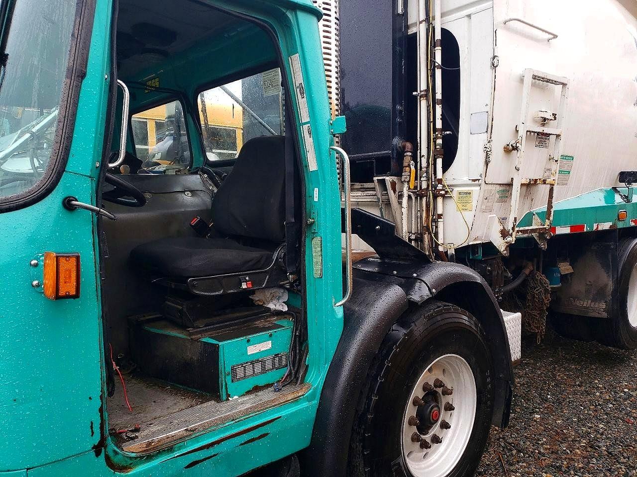 2006 AUTOCAR All other VIN 5VCH36PE56H203512 photo 9