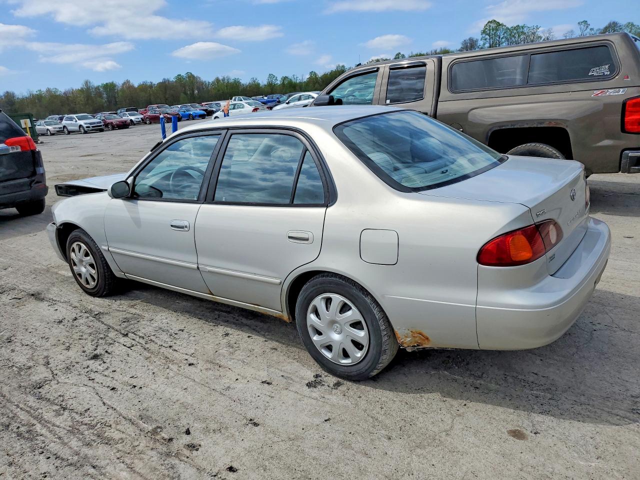 2002 Toyota Corolla VIN 2T1BR12E42C576213 photo 2