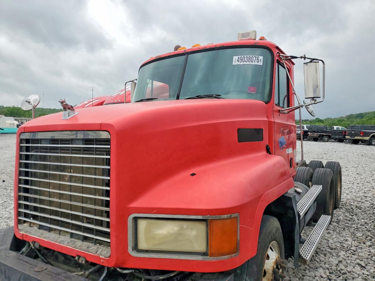 2001 MACK All other VIN 1M1AA13Y11W138203 photo 9